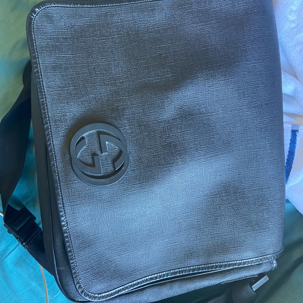Men’s GUCCi laptop bag